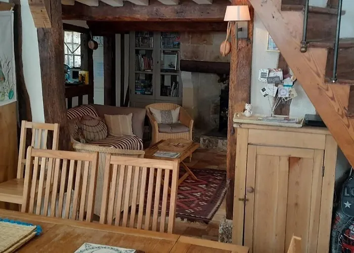 La Maison Belle Maree